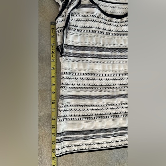 White House Black Market Flutter Sleeve Pointelle Stripe Top (626) - Picture 14 of 16